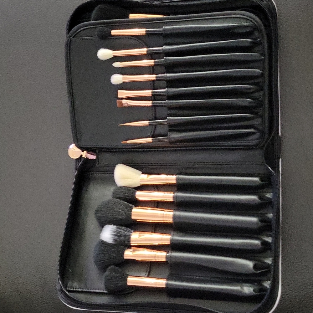 29-Piece Sigma Extravaganza Copper Kit Professional Brush Collection